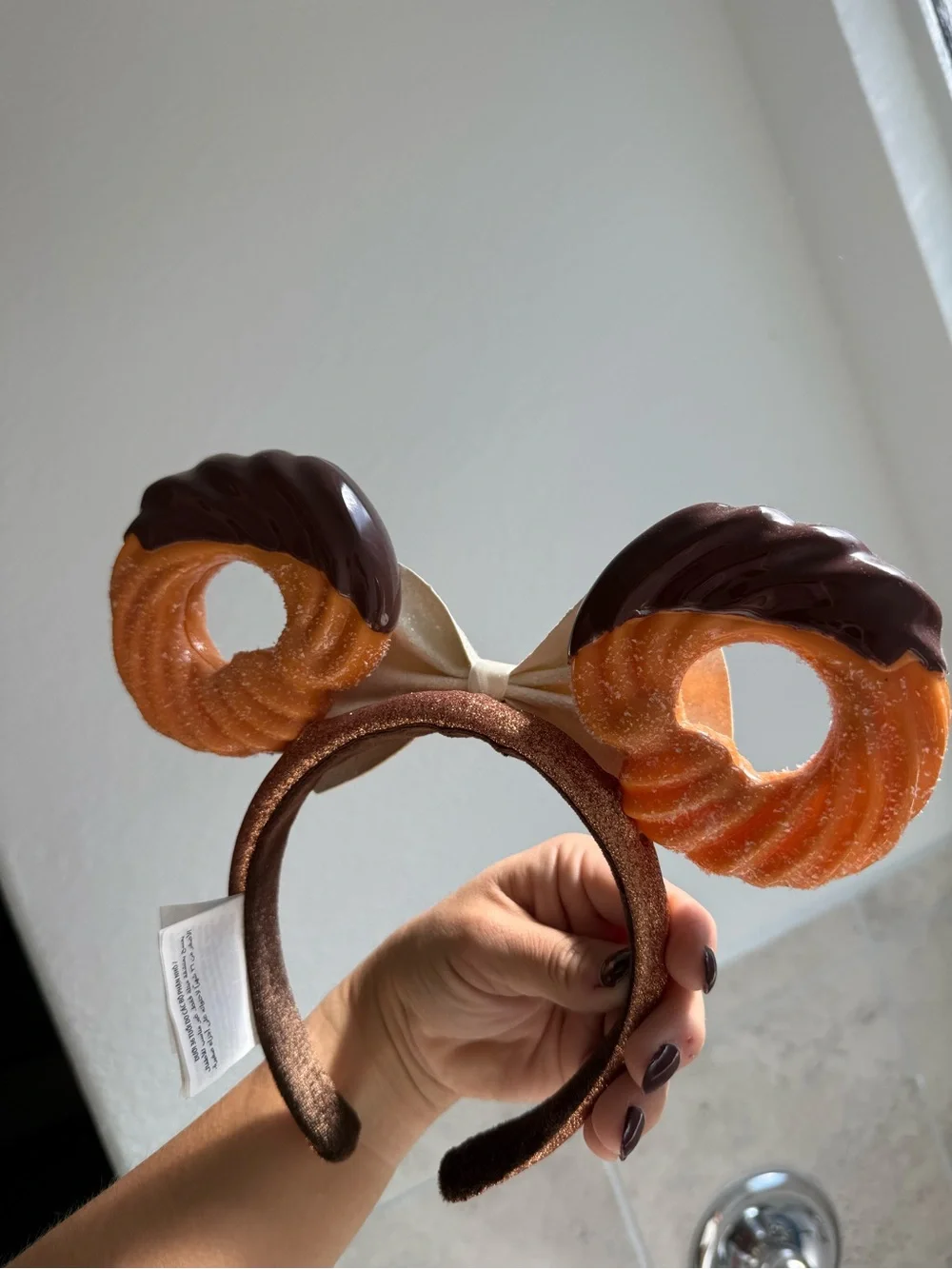 Disney sparkling cream